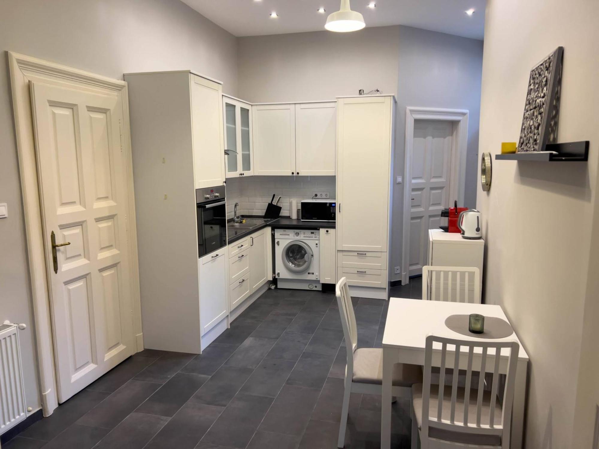 Wcc Csengery Apartment *